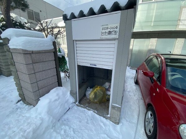 幌平橋駅 徒歩9分 1階の物件外観写真